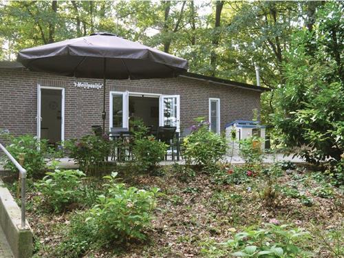 Holiday home - 4 persons -  - Heerstraat - 5595 GL - Leende