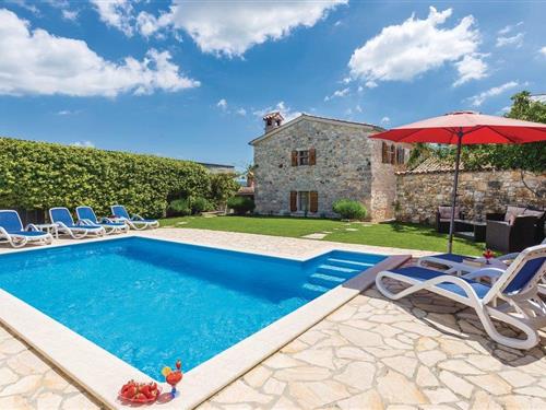 Holiday home - 8 persons -  - Regulici - Barban-Regulici - 52207 - Regulici