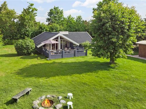 Sommerhus - 6 personer -  - Myntevej - Marielyst - 4873 - Væggerløse
