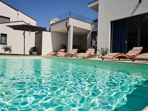 Holiday home - 5 persons -  - Porec - 52440