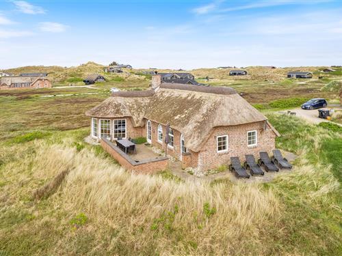Holiday home - 8 persons -  - Riskrogvej - Haurvig - 6960 - Hvide Sande