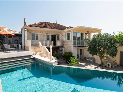 Holiday home - 6 persons -  - Vladimira Nazora - Brac - Selca - 21425 - Selca