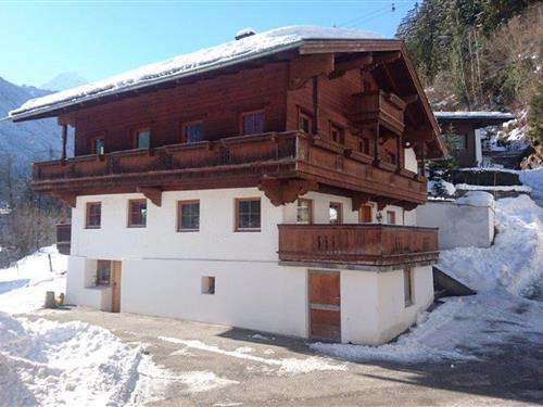 Holiday Home/Apartment - 12 persons -  - Kreuzlau - 6290 - Mayrhofen