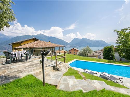 Ferienhaus - 9 Personen -  - Via Terra di Rezzonico - 22010 - San Siro