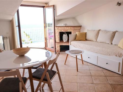 Holiday Home/Apartment - 4 persons -  - Prigradica - 20271 - Prigradica