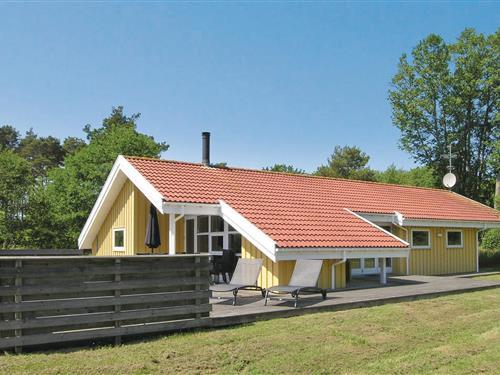 Sommerhus - 10 personer -  - Strandparken - Vestre Sømark - 3720 - Åkirkeby
