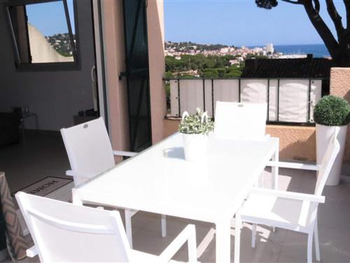 Holiday Home/Apartment - 6 persons -  - 83120 - Sainte-Maxime