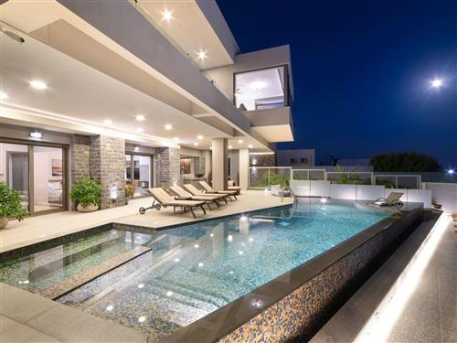 Sommerhus - 16 personer -  - Koutsouras - 72055