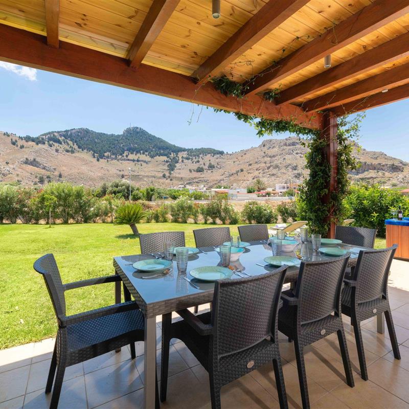 Sommerhus - 10 personer -  - Archangelos - 85102