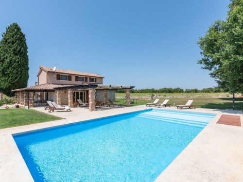 Holiday home - 8 persons -  - Stancija Markovica - 52465 - Tar