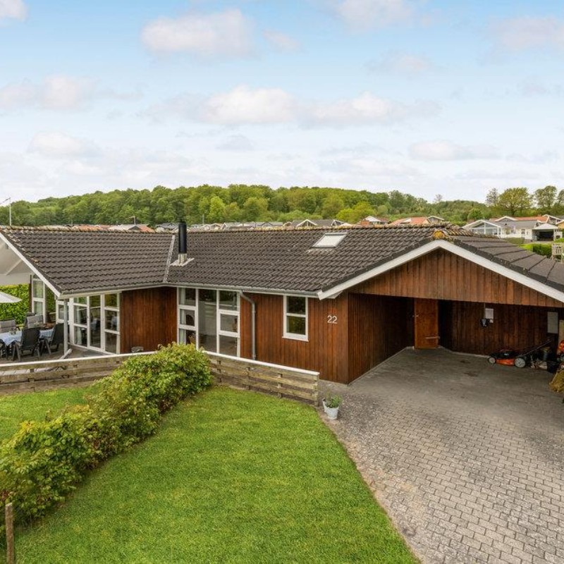 Sommerhus - 10 personer -  - Havremarken - Grønninghoved - 6093 - Sjølund