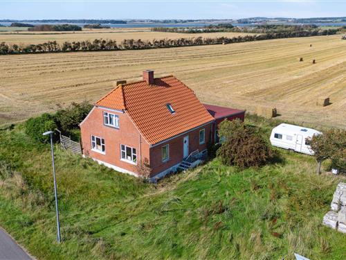 Holiday home - 4 persons -  - Lyngs Kirkevej - 7790 - Thyholm