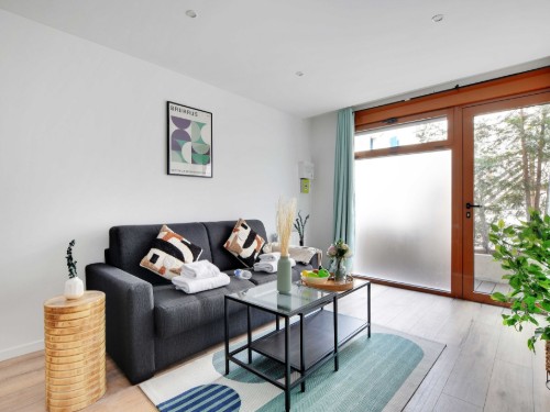 Holiday apartment - 2 persons -  - 94270 - Le Kremlin-Bicêtre