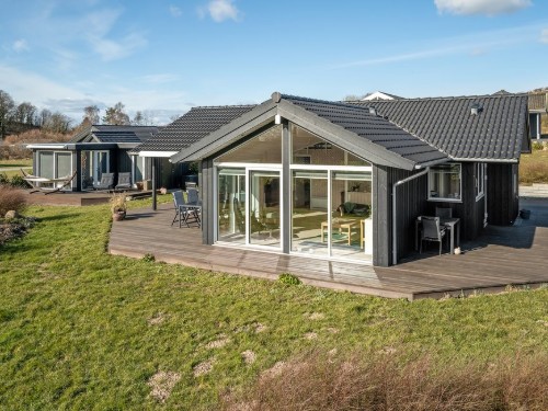 Fritidshus - 6 personer -  - Lillehøj - Brunshuse - 5683 - Hårby