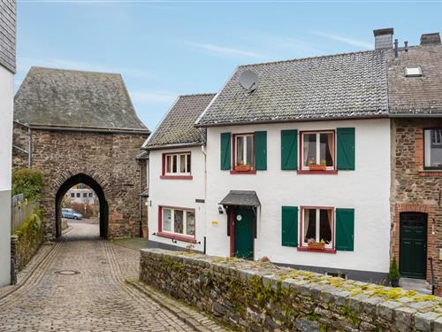 Ferienwohnung - 5 Personen -  - 53940 - Hellenthal- Reifferscheid