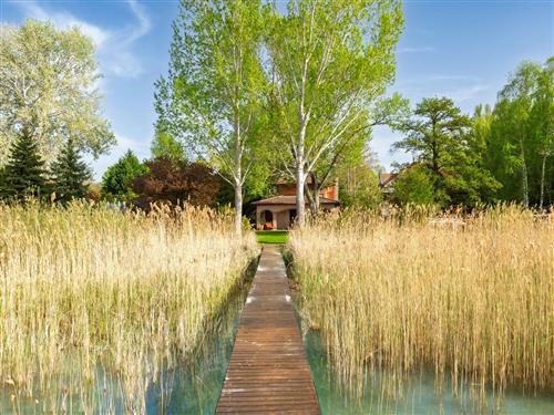 Holiday home - 6 persons -  - Balatonszarszo - 8624