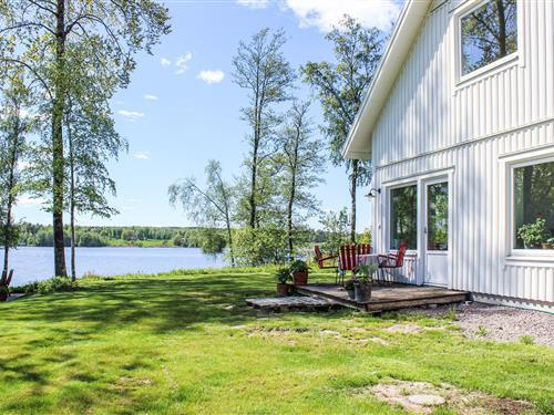 Holiday Home/Apartment - 5 persons -  - Norra Gottsätter - Gottsätter Örebro - 705 91 - Örebro