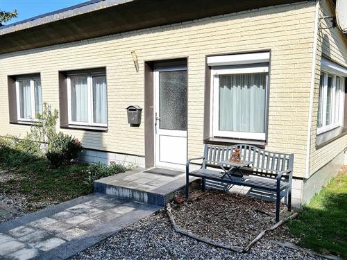 Sommerhus - 4 personer -  - Dorfstraße - 23948 - Grundshagen