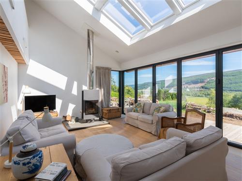 Holiday home - 8 persons -  - Drumnadrochit - IV63 6TN