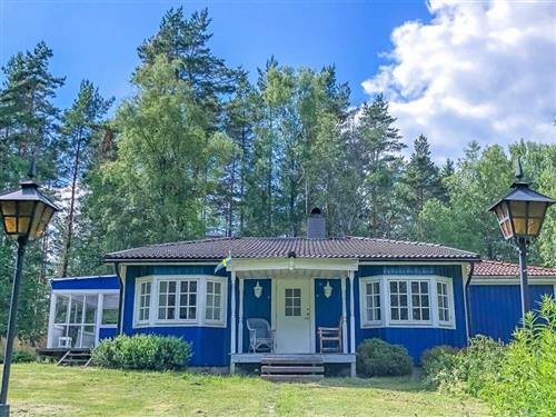 Holiday home - 8 persons -  - Knarkebovägen - Askersund - 69696 - Zinkgruvan