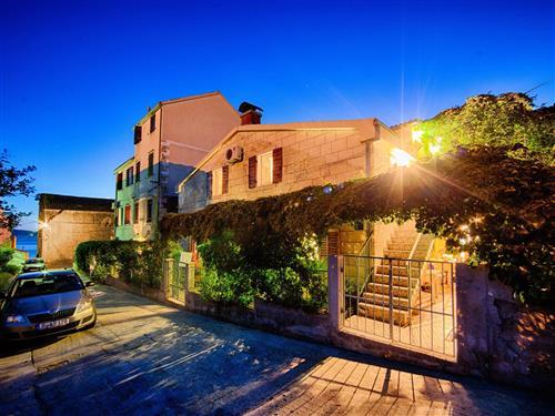 Holiday apartment - 3 persons -  - Vinka Foretica - 21485 - Komiza