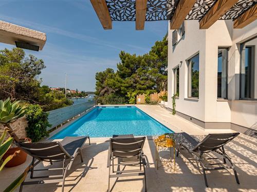 Sommerhus - 14 personer -  - Bubnja - Sibenik-Zaboric - 22010 - Zaboric