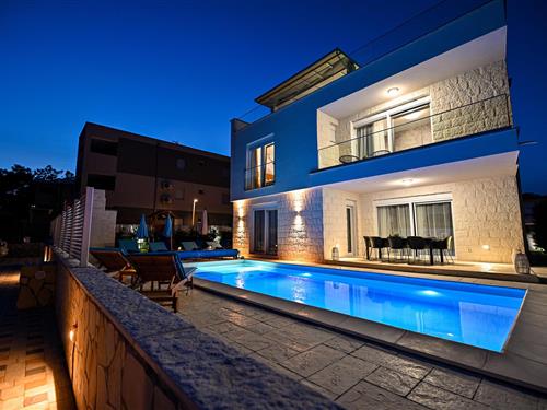 Feriehus - 8 personer -  - Stari put - 23234 - Vir