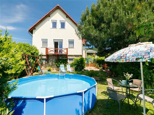 Holiday Home/Apartment - 6 persons -  - Badacsonytomaj - 8261