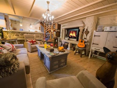 Villa / Herrenhaus - 16 Personen -  - 36830 - A Lama