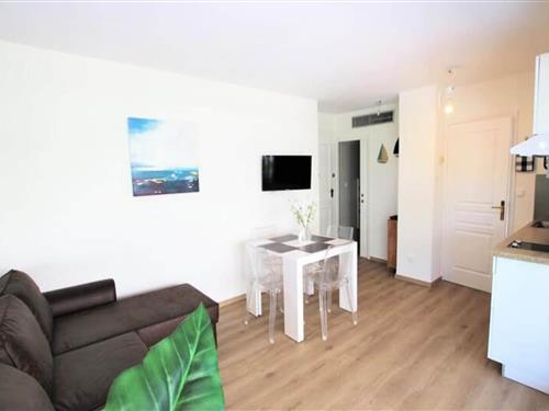 Holiday Home/Apartment - 3 persons -  - 06400 - Cannes