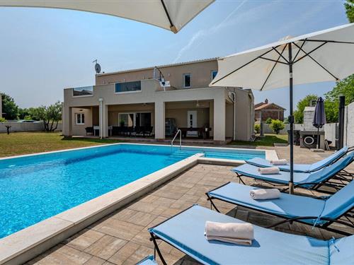 Sommerhus - 8 personer -  - Kovri - Buje - Brtonigla - 52466 - Brtonigla