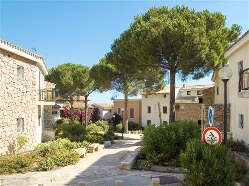 Holiday Home/Apartment - 2 persons -  - Baia Sardinia - 07021