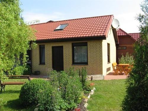 Ferienhaus - 2 Personen -  - ul. Jeziorna - 84-360 - Zarnowska