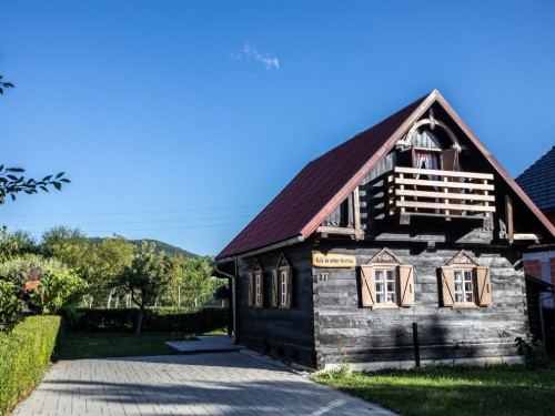Feriehus - 5 personer -  - Vikend naselje Sabljaci - 47300 - Ogulin
