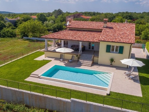 Villa - 6 persons -  - 52352 - Barat