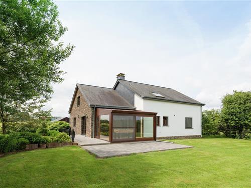 Villa - 9 Personen -  - 6673 - Brisy