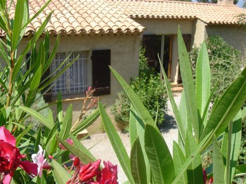 Semesterhus/Semesterlägenhet - 5 personer -  - 35 chemin du semaphore, MAZET 59, LES HAUTS DU SEM - 83120 - Sainte-Maxime