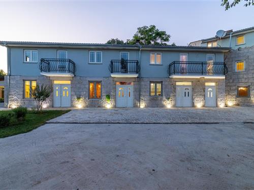 Villa - 10 personer -  - 21260 - Split-Dalmatia County