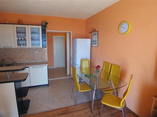 Holiday Home/Apartment - 5 persons -  - Brist - 21335 - Brist