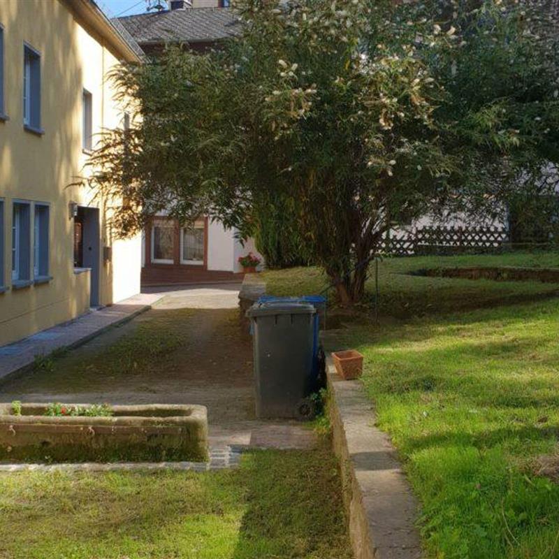 Sommerhus - 10 personer -  - Schloss Straße - 54655 - Malberg