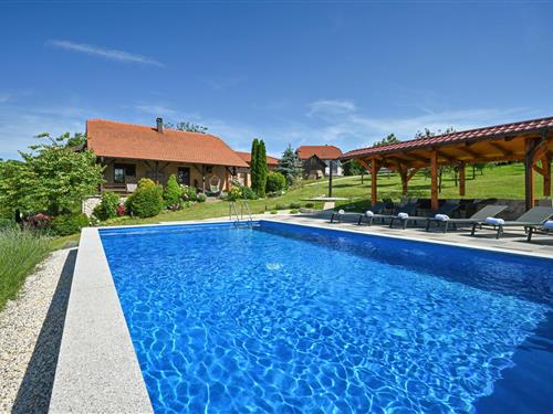 Fritidshus - 11 personer -  - Kralja Zvonimira - Varazdin-Luzan Biskupecki - 42204 - Luzan Biskupecki