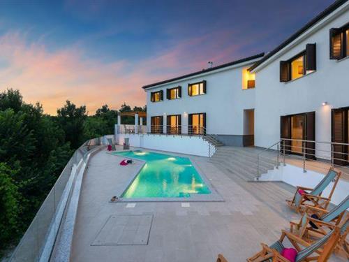 Holiday home - 13 persons -  - 23248 - Ljubac