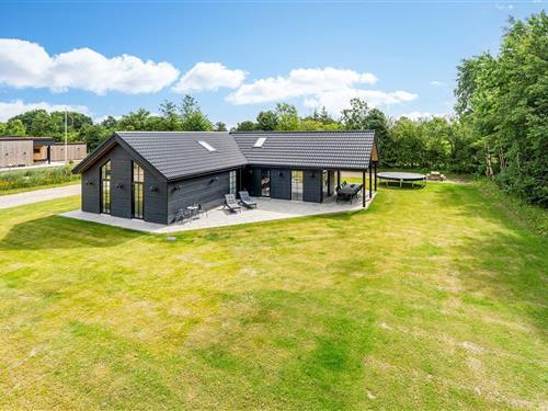 Sommerhus - 10 personer -  - Dyrehaven - Øster Hurup - 9560 - Hadsund