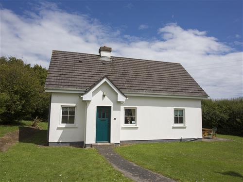 Holiday Home/Apartment - 6 persons -  - Wicklow - A67 YX86