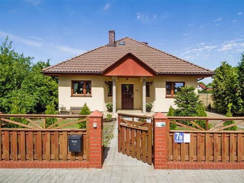 Holiday Home/Apartment - 6 persons -  - 72-112 - Stepnica