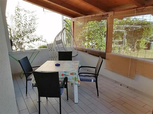 Feriehus / leilighet - 2 personer -  - Lopar - 51281 - Lopar