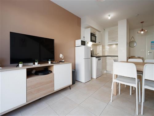 Holiday home - 6 persons -  - Serignan - 34410