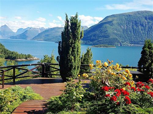  - 12 personer -  - Fjøseid - Fjøseid - 6628 - Meisingset