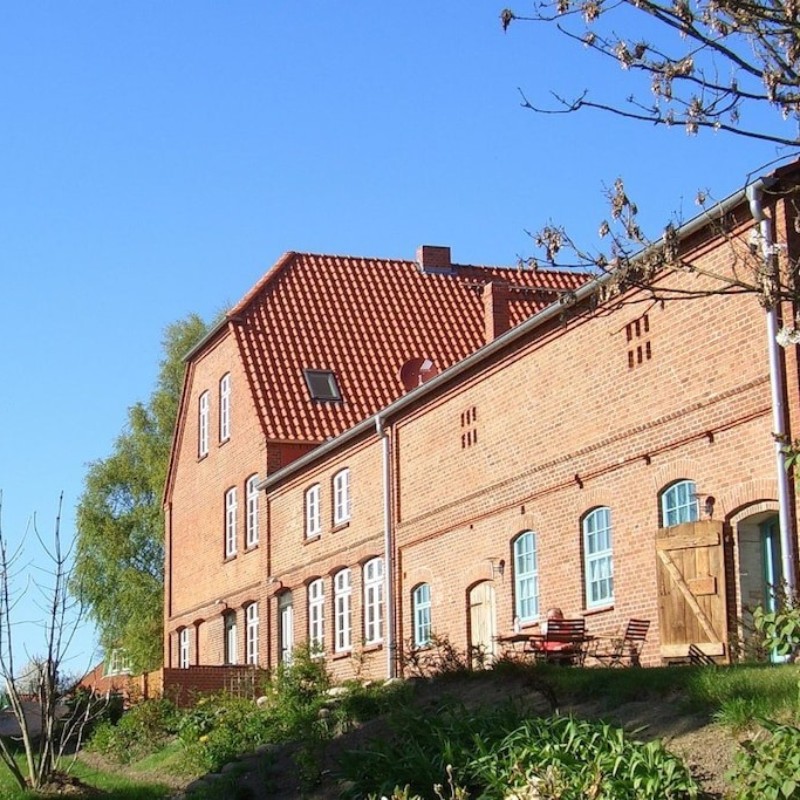 Bondehus - 34 personer -  - 19217 - Utecht