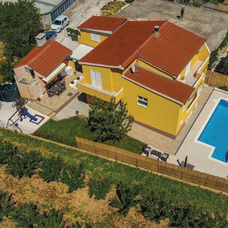 Sommerhus - 12 personer -  - Put Gospe od Dracina - Trogir-Kastel Luksic - 21215 - Kastel Luksic